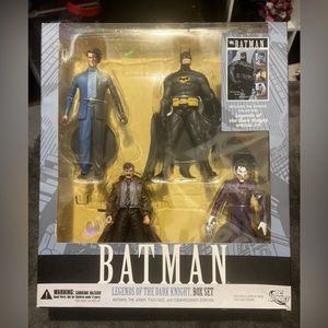 NEW! NWT BATMAN LEGENDS OF THE DARK KNIGHT 4-PACK BOX SET DC DIRECT